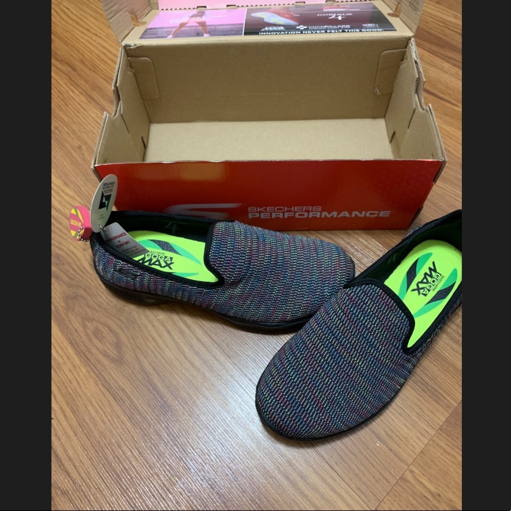 Sketcher slip-ons